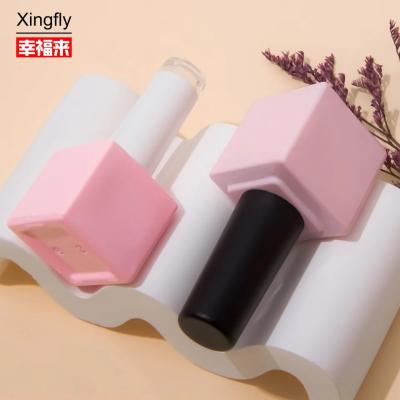 Chine Bouteille de vernis à ongles de 5 ml avec goulot de verre et étiquette en papier à vendre