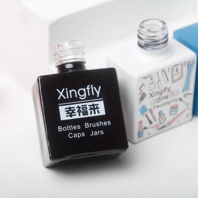 Chine 5 ml bouteilles vides de vernis à ongles avec pinceau à vendre