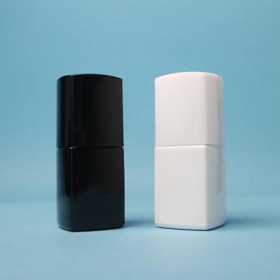 China Eco Friendly small empty nail polish bottles 7ml Glass Base for sale