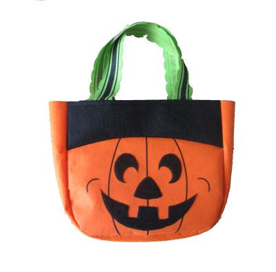 China Halloween candy bag newcomer 2021 festival felt pumpkin witch frankenstein spider bat skeleton bag for sale