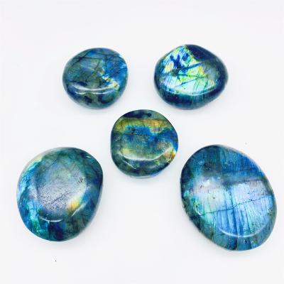 China Wholesale Natural High Quality Rainbow Gemstone Labradorite Palm Blue Light Stone from Europe for sale