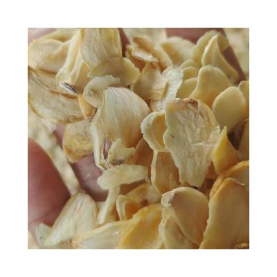 China Wholesale High Quality Fresh Garlic Fried Dehydrated Slices Garlic for sale