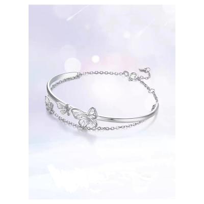 China Romantic Butterfly Sterling Silver Bracelet for Women's Luxury Design Light Silver Bracelet and Petite Birthday Gift for sale