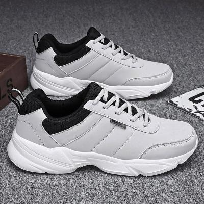 China New Style Fashion Trend Sneakers Large Size Ultralight Sports Shoes Men's Running Tennis Shoes for sale