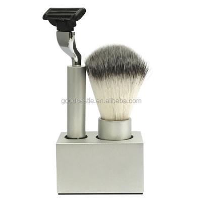 China Single Triple Blade Smaller Size Shaving Set With Shaving Razor Badger And Nylon Brush Shaving Kits For Men for sale