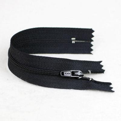 China Sustainable Pocket 3# Zipper Nylon For Clothes for sale