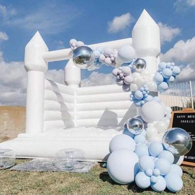 China Lightweight ; Easy Setup Inflatable Bounce Bed Inflatable Jumping Trampoline and Instant Bouncy Castle Wedding Party Inflation House Bouncy Castle White for sale