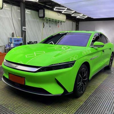 China 5-7 Years Bright And Vibrant 6.5mil Color PPF Glossy TPU Python Green Color Car Wrap for sale