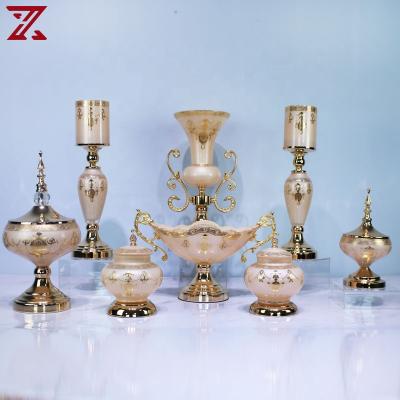 China Minimalist glass candelabra factory direct crystal candy jar with lid wedding vase for table decorations for sale