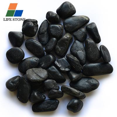 China Industrial Wholesale Cobble Stone Natural Stone Pebbles For Gardens for sale