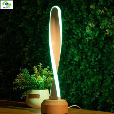 China Usb SUPPLIER Newest LED Bedside Light Bedside Lamp Modern Home Decor Table Charing Bedside Lamp With 16 RGB Color LED DESK LIGHT for sale