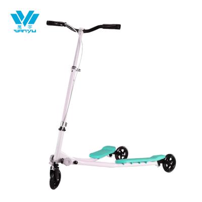 China Youth Adult Christmas Toy Flashing Adjustable Three Wheels Swing Speeder Scooter for sale