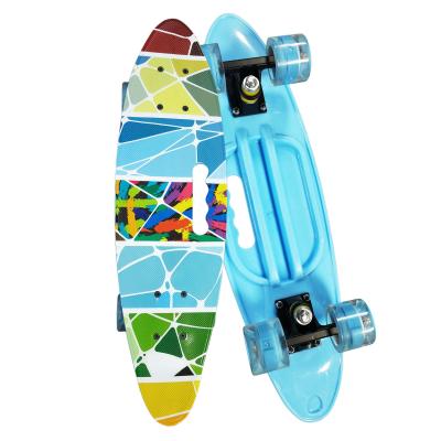 China Youth New Design PP Deck Customize 24 Inch Full Plastic Twist Mini Skateboards With 4 Wheels for sale