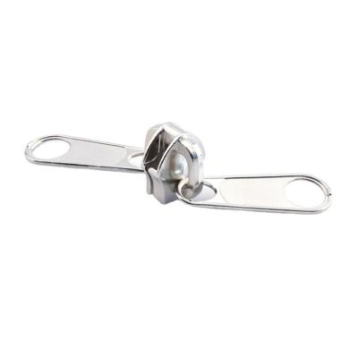 China Factory Wholesale Nickel Free Nylon Zipper Lock Long Chain Slider Non with Double Pullers Tent Pullers Nylon Double Bedding Zipper Slider for sale