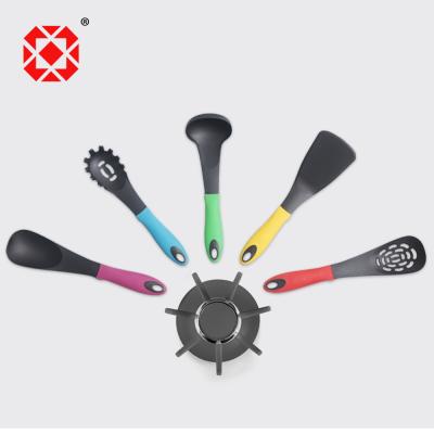 China 5PCS Sustainable Kitchen Nylon Utensils With Colorful Handle for sale