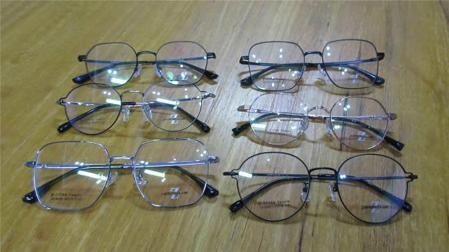 Verified China supplier - Danyang IU Eyewear Co., Ltd.