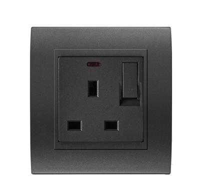 China Residential / General Purpose Home Use PC 13A Flat Pin Socket With Indicator Switch for sale