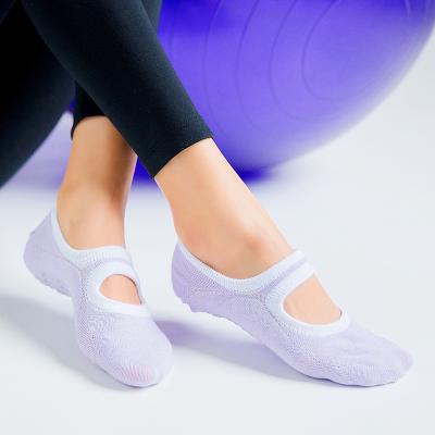 China 7 Color Breathable Big Size Women Yoga Socks Silicone Non Slip Pilates Booties Fitness Ballet Dance Cotton Breathable Sports Booties Slippers for sale