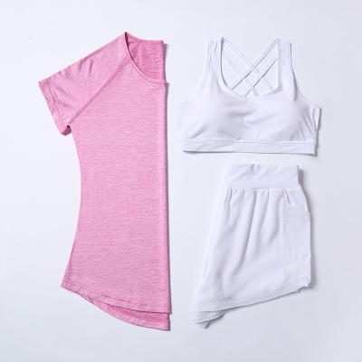 China New Women Breathable Fitness Wear Yoga Running Breathable Clothes 3 Pieces Yoga Set for sale