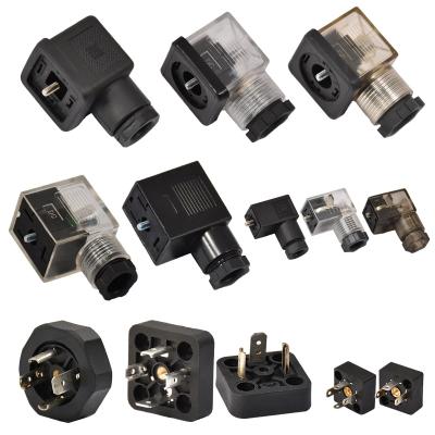 China IP67 Protection Level Solenoid Valve Coupling For 24V Voltage In Industrial Applications for sale