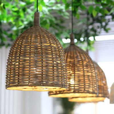 China Rustic Fancy Natural Hat Shape Rattan Wicker Hand - Woven Ceiling Chandelier Decorative Lighting Hanging Pendent Lamp for sale