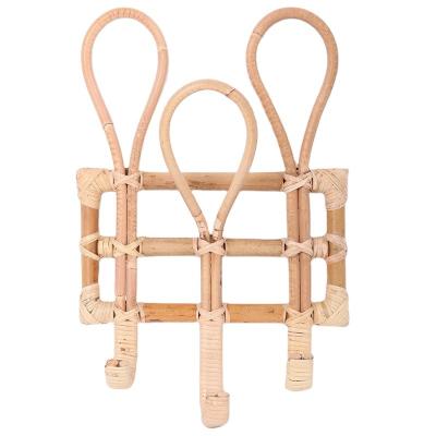 China Artisan Shalem Natural Handmade Hangs Rack Rattan Clothes Hanger Decorative Rattan Hooks Living Room Organizer for sale