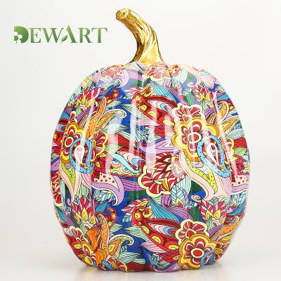 China Wholesale Custom Resin Europe Pumpkin Statue Festival Indoor Home Decor Ornaments Halloween Pumpkin Sculpture for sale