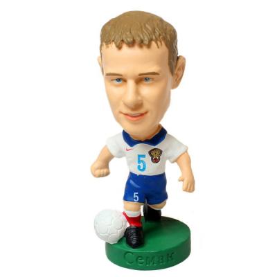 China Europe Resin World Cup Football Player Shake Head Ronald Souvenir Gifts Resin Crafts Resin Figurines Bobbleheads Dolls for sale