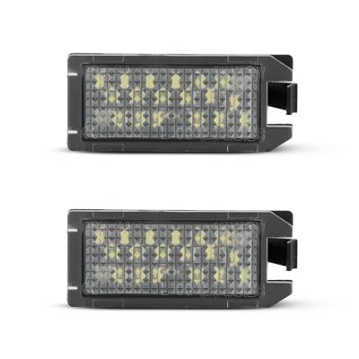 China 2pcs Factory 12V White LED Tail Number Plastic License Plate Lights Replacement For Fiat 500 Dodge VIPER Maserati LEVANTE Tag Light for sale