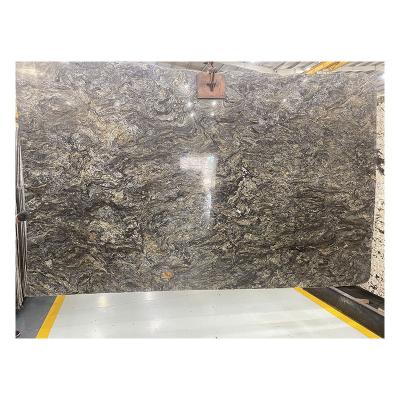 China Modern Luxury Gold Granite Slab Gold Granite Diamond Stone Tile for sale