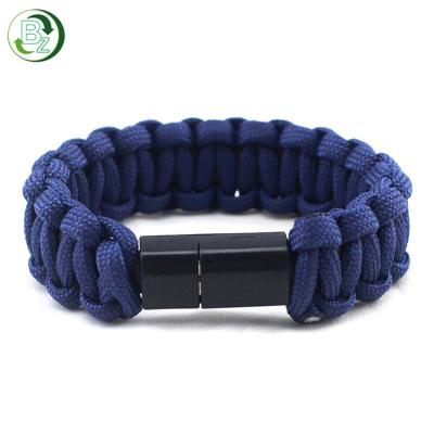 China Outdoor Gear Increasing Handwoven Camping USB Wristband Parachute Cord Two-in-one Charging Data Line Paracord Survival Wristband for sale