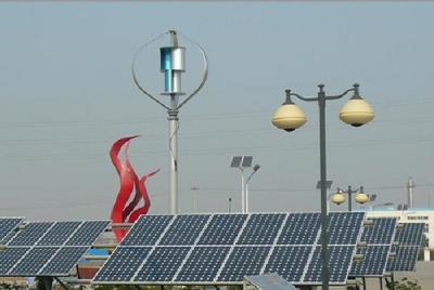 China De tecnología híbrida de la levitación magnética de la turbina de viento del sistema eléctrico 600W 48V del viento solar de la rejilla en venta