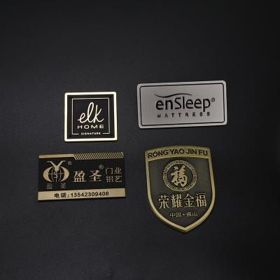 China Professional Customized China Metal Plate Cd Pattern Decorative Aluminum Nameplate for sale