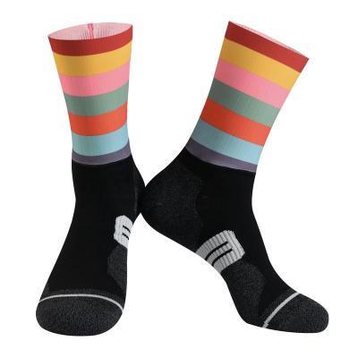 China QUICK DRY Custom Anti Slip Scratch Textured Vacation Color Recycling Sock For Outdoor for sale