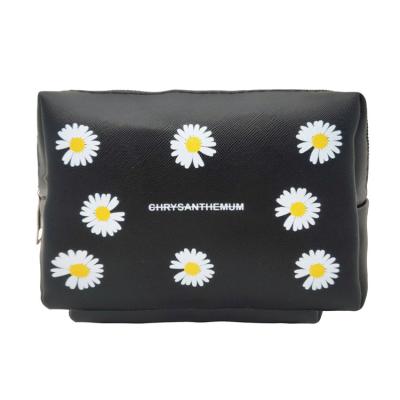 China Wholesale Daisy Printed Travel Pouch Makeup Cosmetic Bag Waterproof Shockproof Dustproof Good Quality Low Price With Flower Pattern for sale