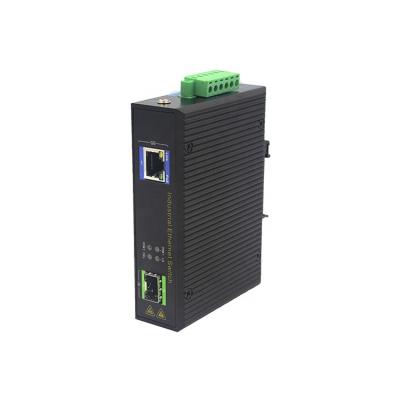 China 1 Port RJ45 10/100/1000M POE and 1 Port SFP Gigabit Industrial Fiber Media Converter YHD11GP-SFP for sale