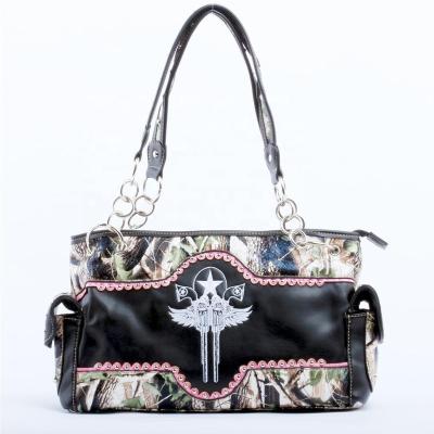 China Camouflage Handbags Women's Forest Camo Star Embroidery Dual Gun-Angel New Wings Studs Purse Purse Cowgirl Western Bags for sale