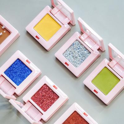 China Waterproof Soft Concise Shimmer Soft Pink Eyeshadow Simple Packaging for sale