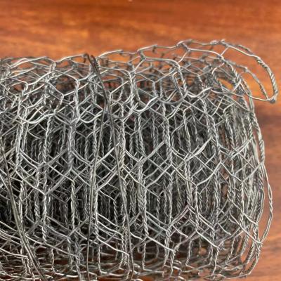 China Straight Twist Free Sample Hexagonal Wire Mesh For Chicken Wire Lowes / Wire Mesh for sale