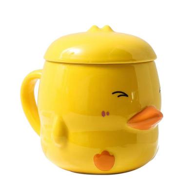 China Creative Viable Duck Cup Cartoon Celebrity Net Mug With Lid Gift Ceramic Cup Set Practical Cute Gift Water Cup for sale