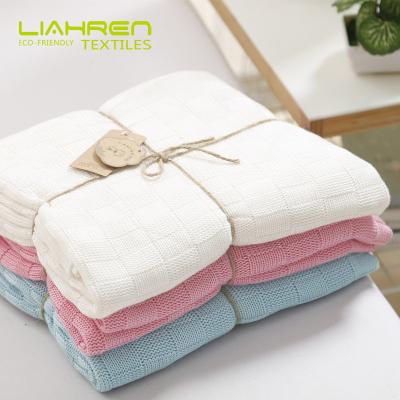 China Soft Comfortable Bamboo Fiber Knit Throw Blanket Super Soft Throw Blanket For Sofa / Bed 110*120cm for sale