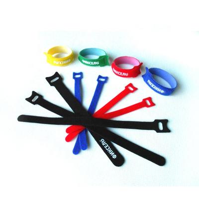 China Sustainable Self Grabbing Cable Management Hook Loop Tape Printed Hook And Loop Cable Ties for sale