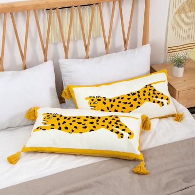 China Anti-bacteria Wholesale Decorative Cushion Cover Animal Pattern Vivid Colorful Home Decor Animal Printed Decorative Pillow Covers for sale