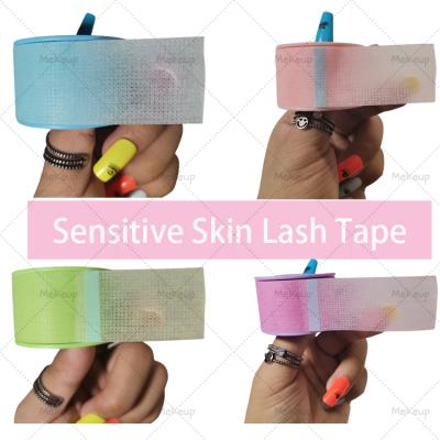 China For lash extension or other beauty uses Breathable Sensitive Micropore Silicone Gel Nonwoven Eyelash Tape Resistant Lash Extension Strips for sale