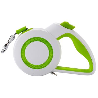 China Quick Release 360 ​​Degree Tangle Free Retractable Dog Leash With Anti-Slip Soft Grip One-Handed Brake for sale