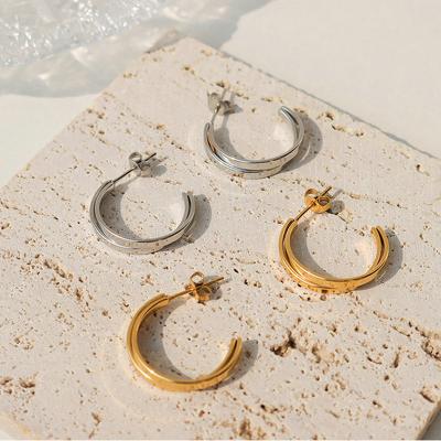 China New FASHIONABLE INS gold plated stainless steel cc shape circle earrings jewelry twisted circle earrings for women for sale