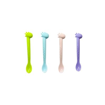 China Wholesale Free OEM New Design ODM Silicone Baby Food Training Feeding Spoon Baby Spoon Free Individual Spoon for sale