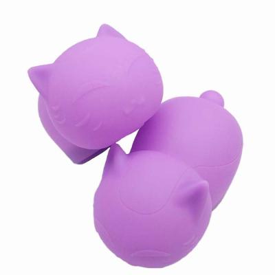 China 2022 New Design Hot Water Bottle Bag Soft Silicone Hand Warmer Preservation Cute Cat Shape Hot Water Bottle Warmer Bag For Winter for sale