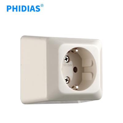 China 1 Strip Durable Round Socket With Grounding Home Use Waterproof Flame Retardant White Durable Wall Outlet for sale