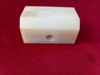 China Abrasive Resistant Industrial Plastic Parts Slider Block White Width 40mm by Mould for sale